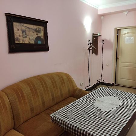 Готель-Маєток Lipiny エクステリア 写真